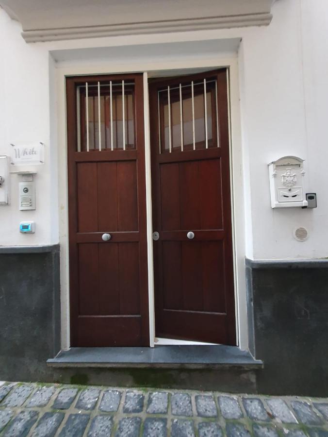 White Stylish Apartment 3 Vico Equense Exterior foto